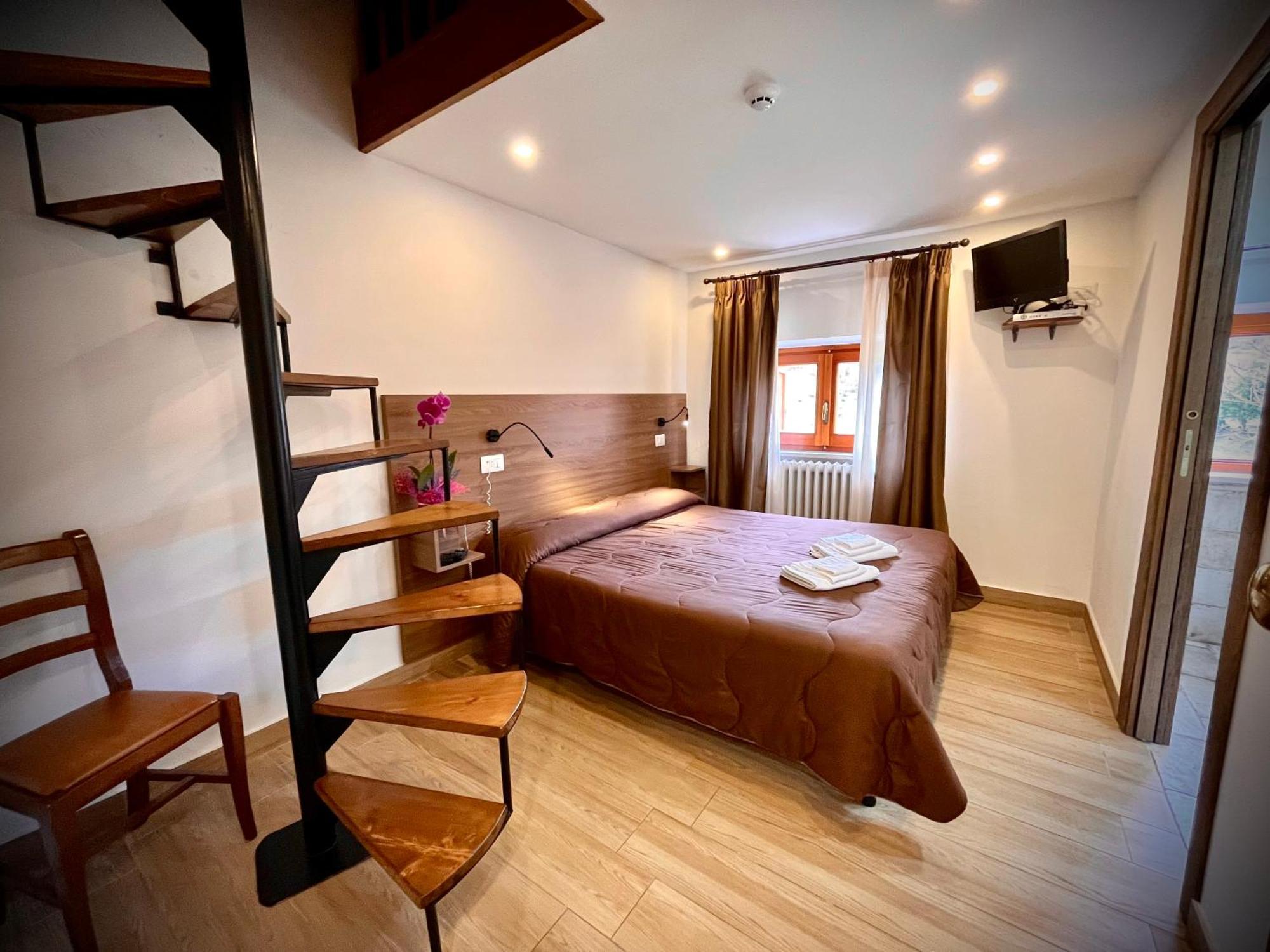 Hotel Pinguino Pescasseroli Bagian luar foto