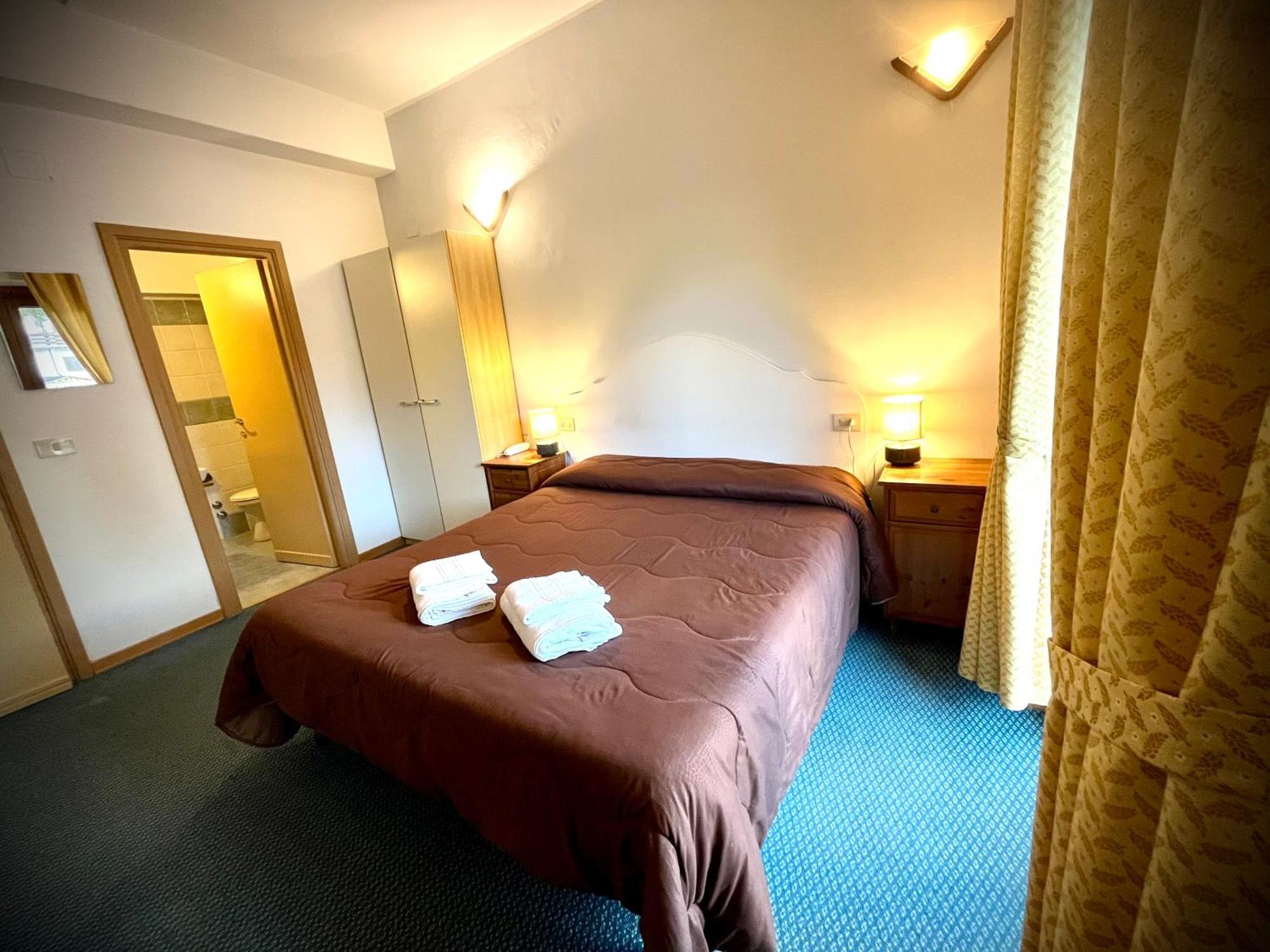 Hotel Pinguino Pescasseroli Ruang foto